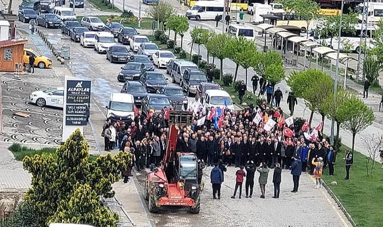Ak Parti'den Çaycuma'da gövde gösterisi