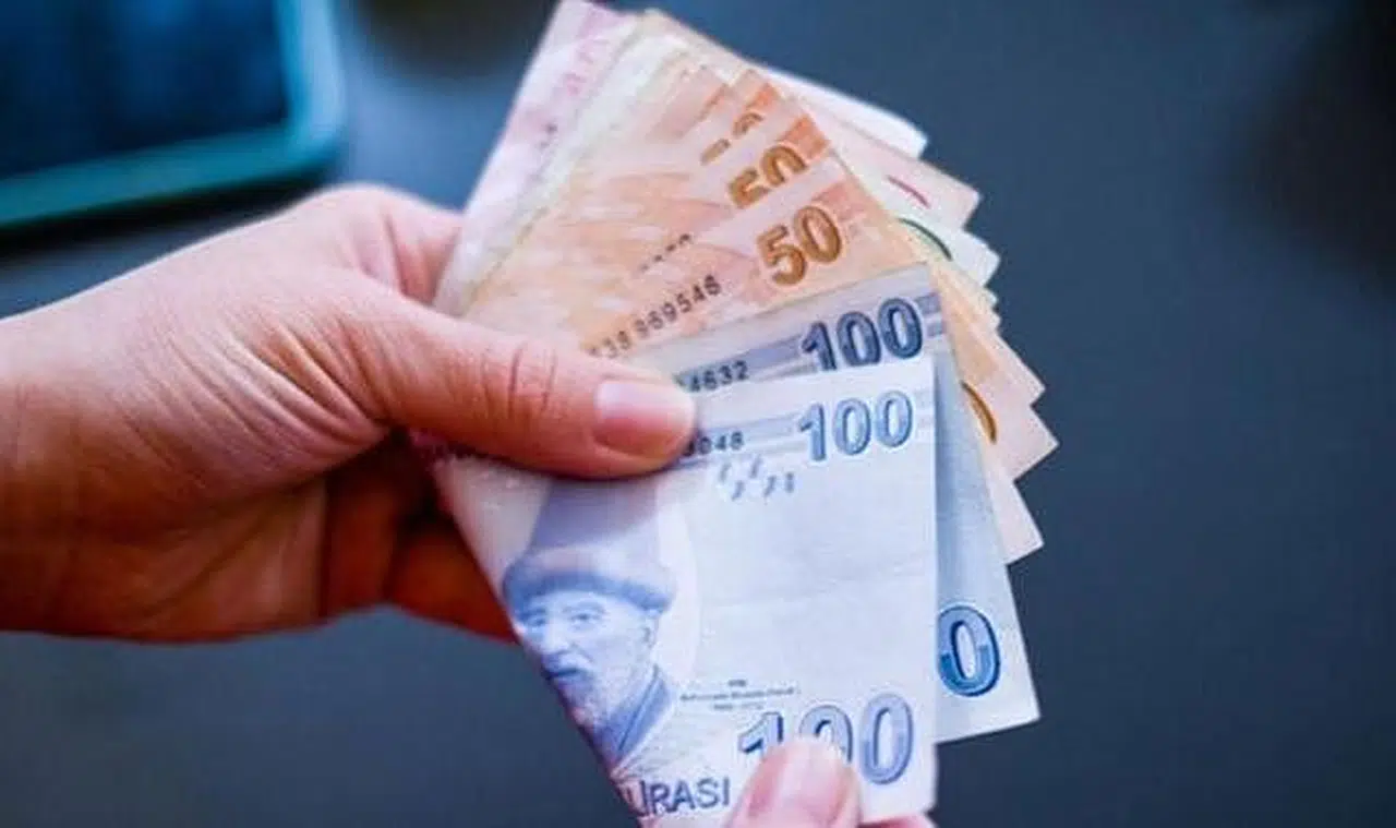 Emekli maaşları ve bayram ikramiyelerinin ne zaman yatacağı belli oldu