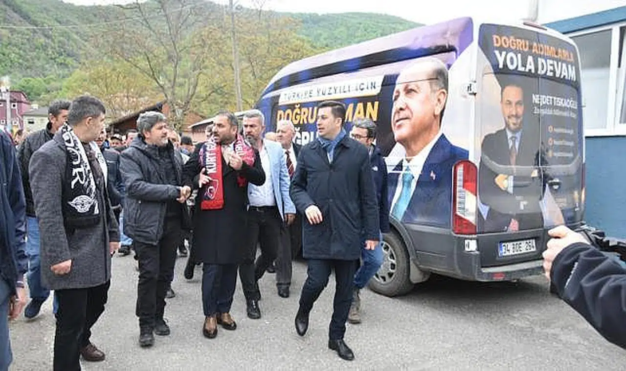 Tıskaoğlu Şirinköy sakinleriyle bayramlaştı