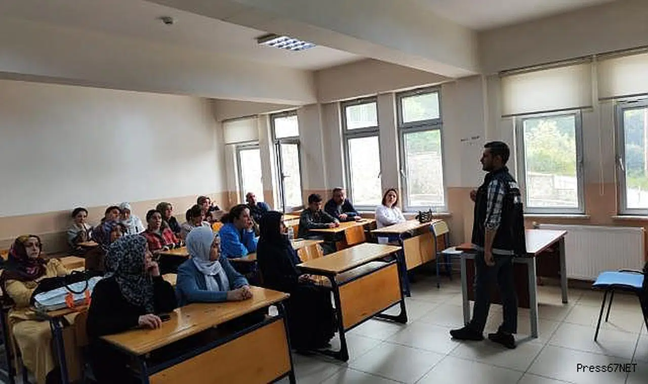 Anne adaylarına narkorehber eğitimi!