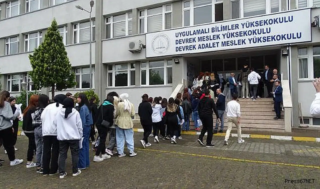 Devrek Kampüsünde TYT-AYT Sınavının Simülasyonu Yapıldı