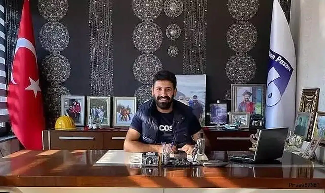 Eski ilçe başkanı ölümden döndü