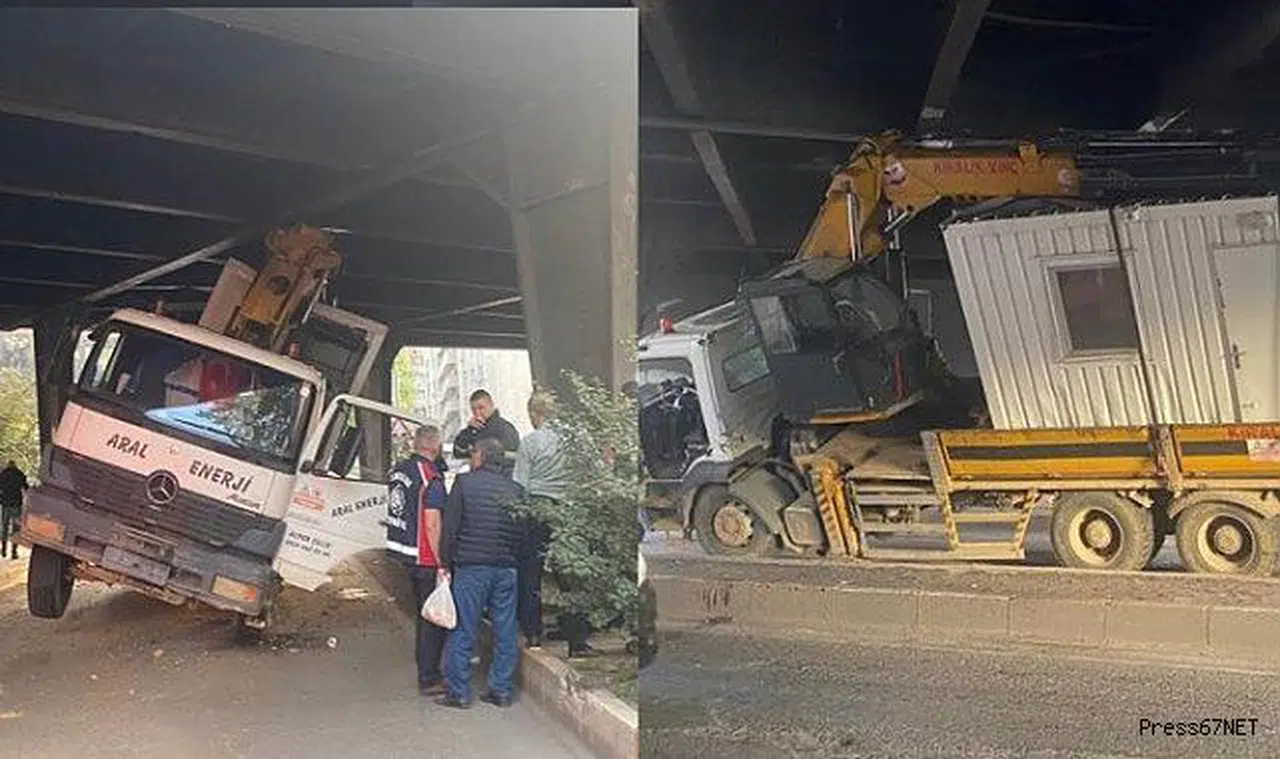 Konteynır yüklü tır Fevkani köprüsüne sıkıştı