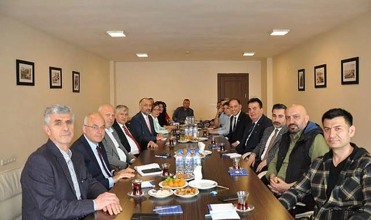 Milletvekili Yavuzyılmaz TSO’da: Zonguldak için projelerini anlattı!