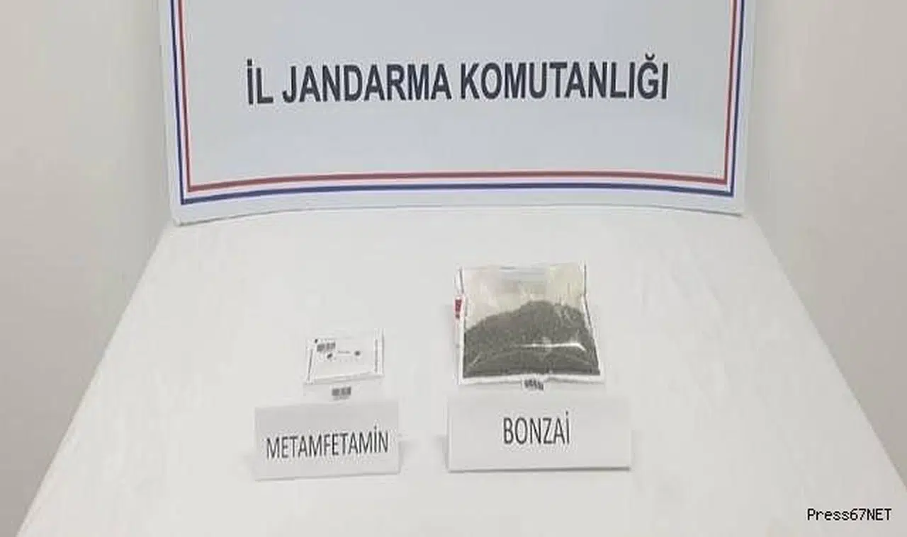 Uyuşturucu operasyonunda 5 kişi yakalandı