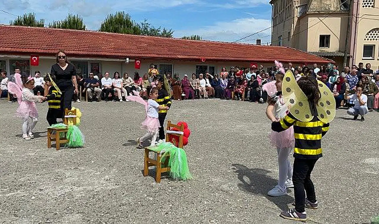 Çömlekçi İlkokulu'nda pilav şenliği