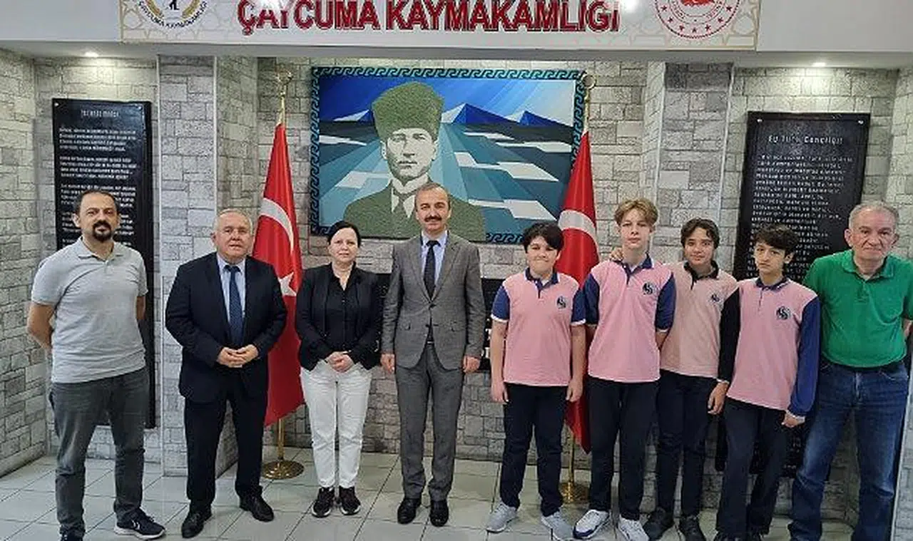 Mimar Sinan Ortaokulu ‘Matematik Olimpiyatları’nda il 2.’si oldu