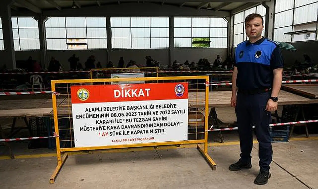 Müşteriye kaba davranan esnafa 1 ay tezgah açmama cezası