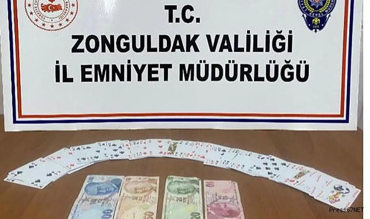 Polisin denetiminde uyuşturucuyla yakalandılar!