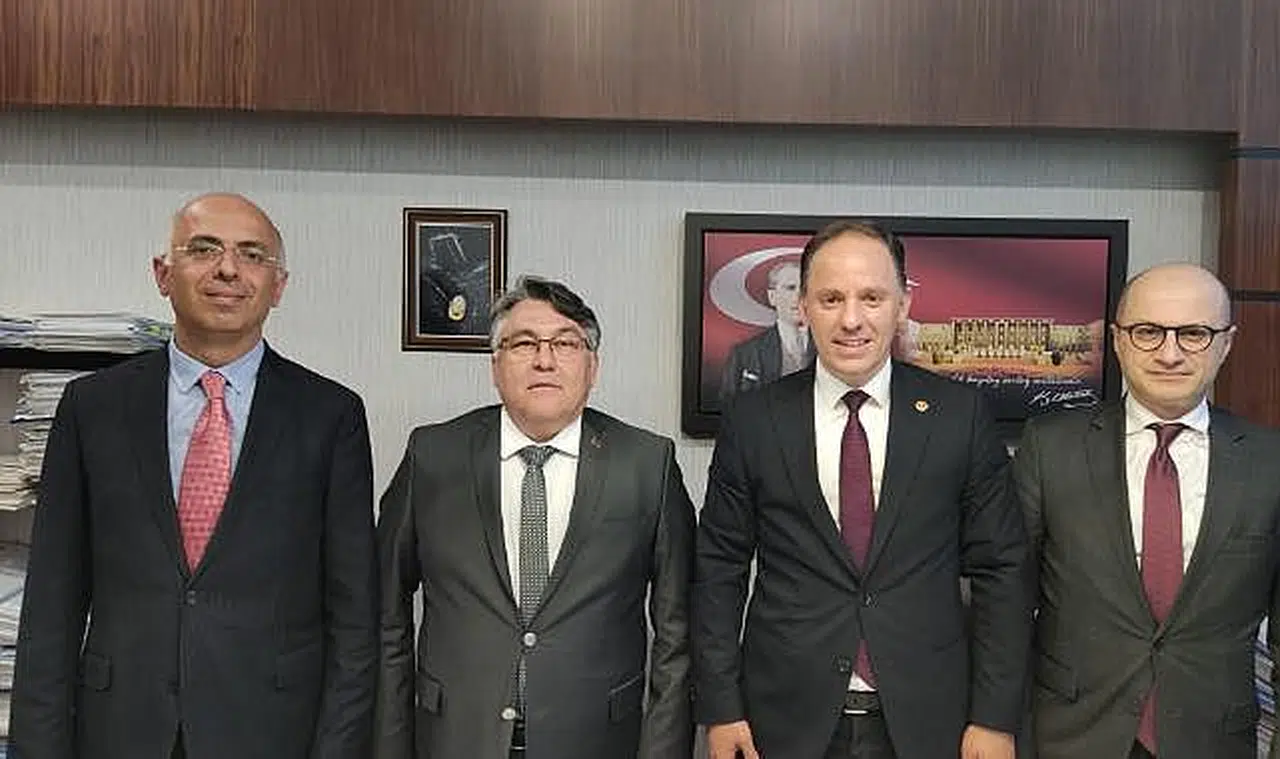 Rektör Özölçer'den CHP Milletvekillerine Hayırlı Olsun Ziyareti