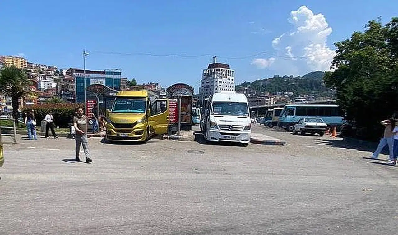 Beklenen zam geldi... Dolmuşlar 10 TL oldu