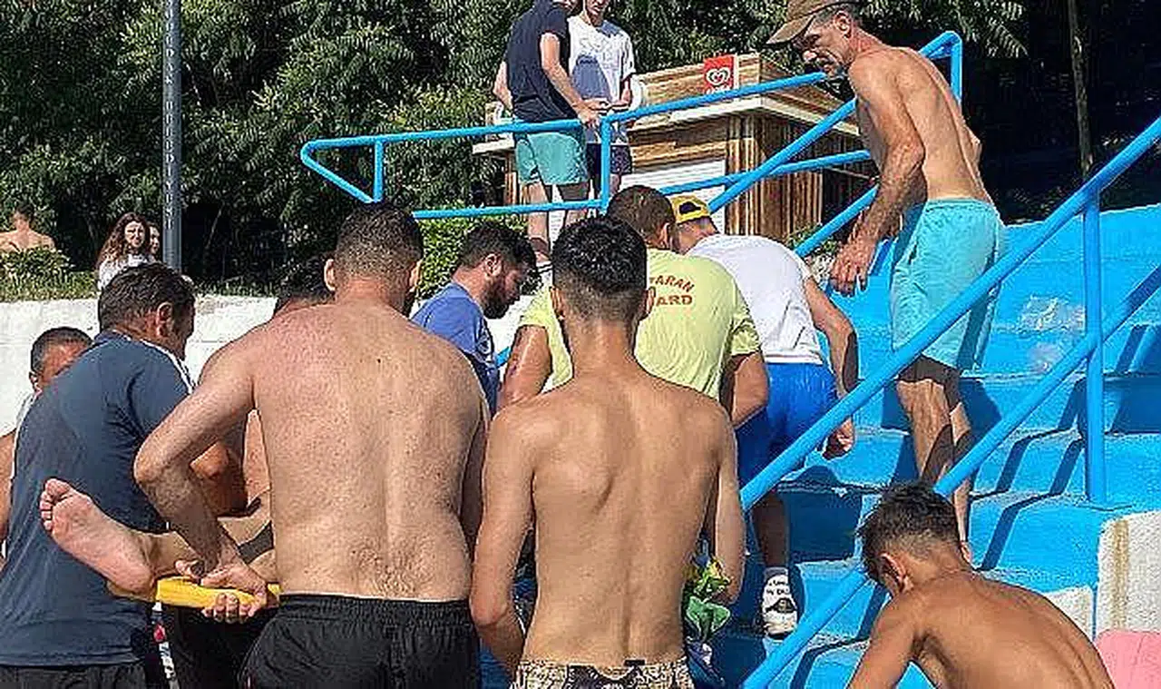 Kapuz Plajı'nda can pazarı!