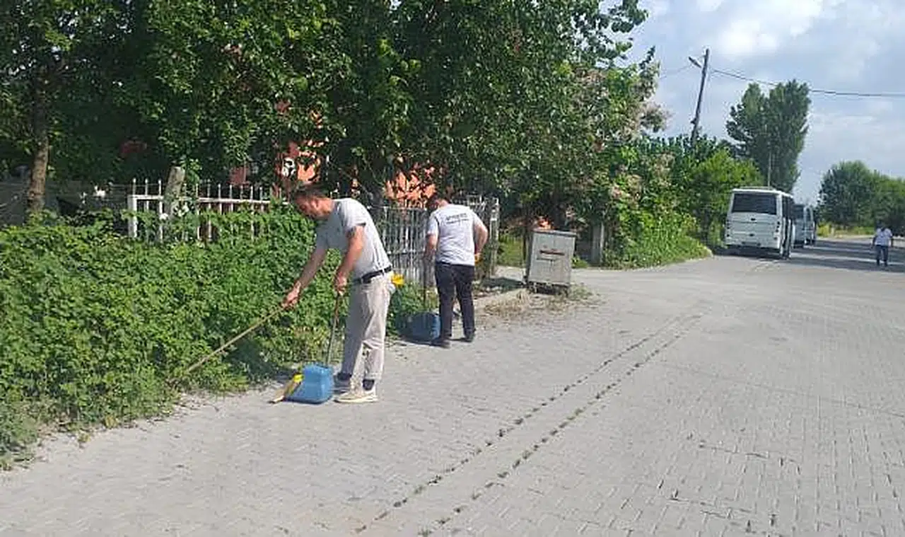 Oluşan rekor atık yoğun çalışma ile toplandı