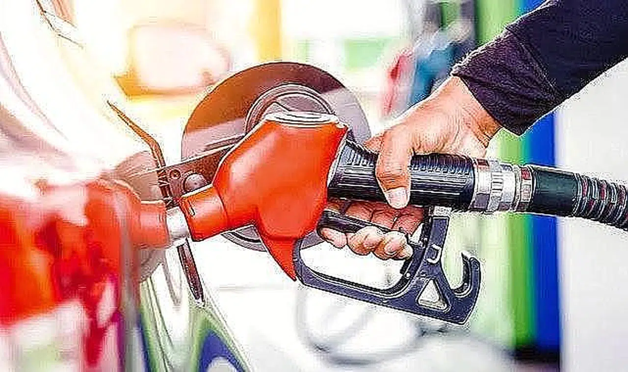 Bu kadar yüksek zam ilk kez gelecek: Akaryakıt fiyatları yeniden değişiyor!