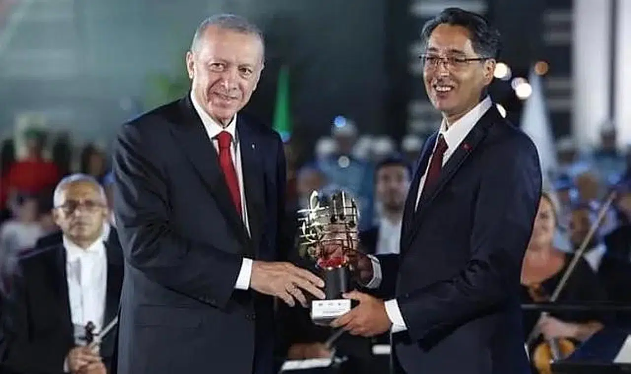 İşte 100. Yıl Marşı! Bu gurur ZBEÜ'nün