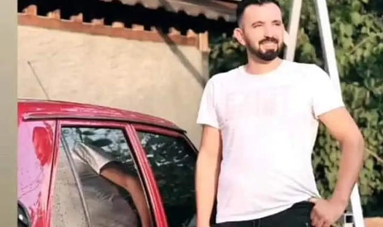 Korkunç cinayet! Otomobilde defalarca bıçakladı