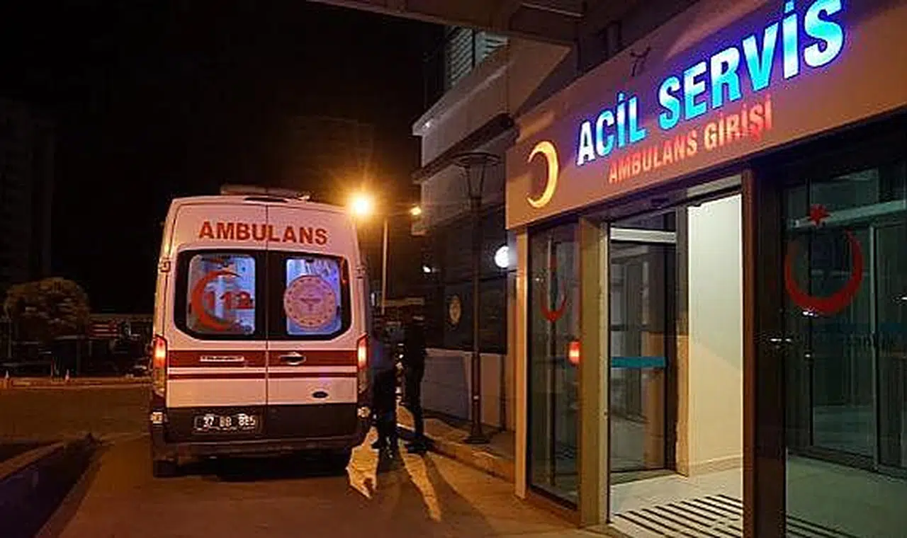 Önce eşini, sonra polisleri yaraladı