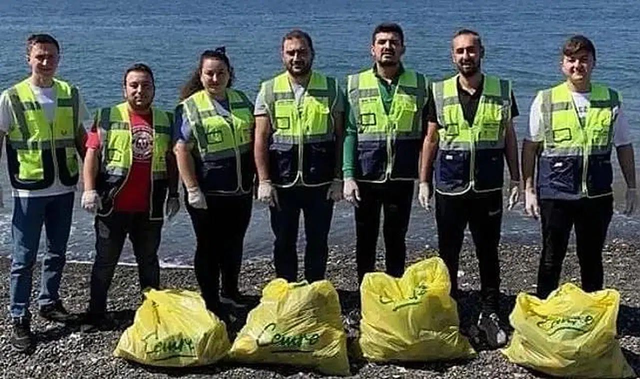 AK Gençlik ‘’Biz cemreyiz” dedi.