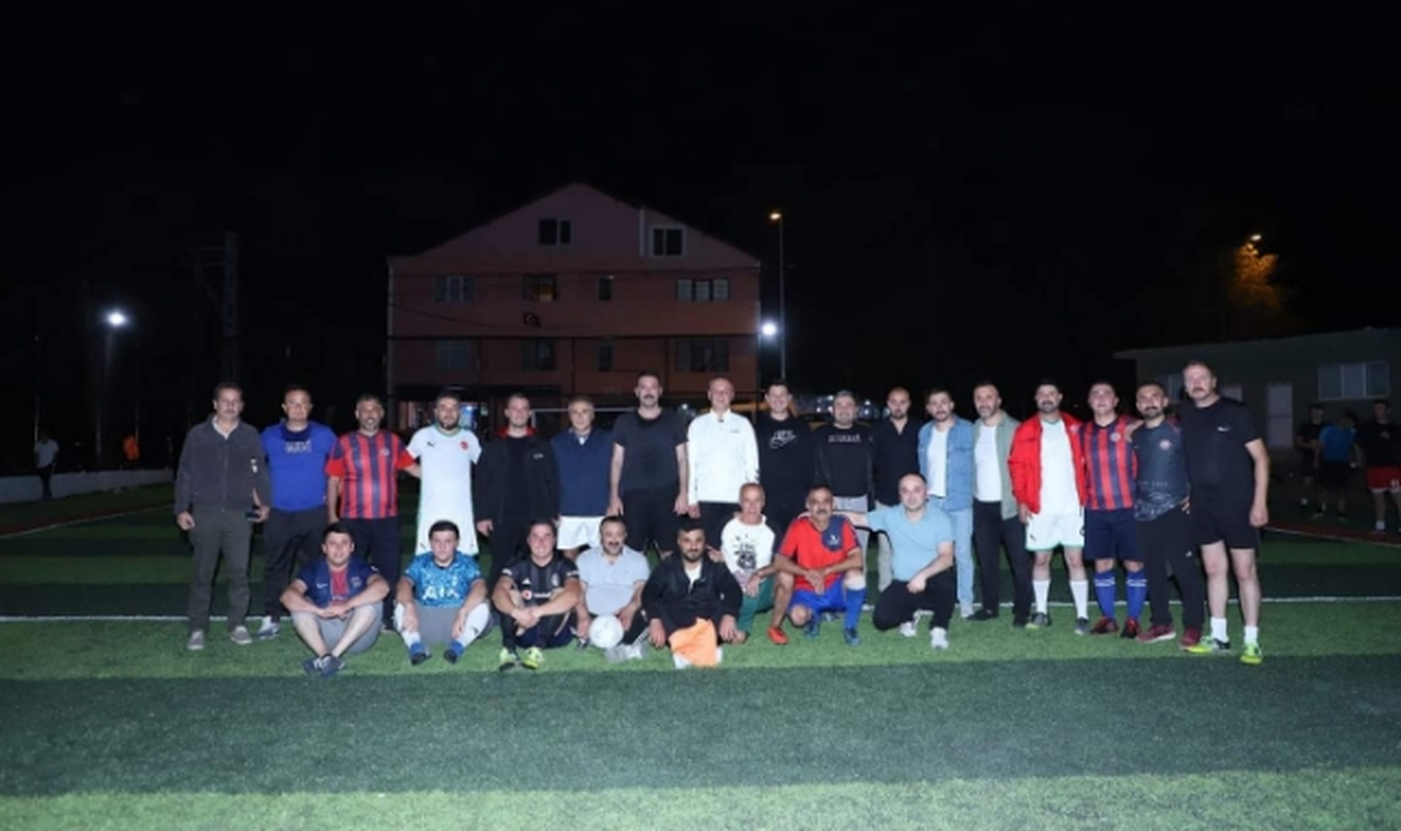 Başkanlar sahaya indi
