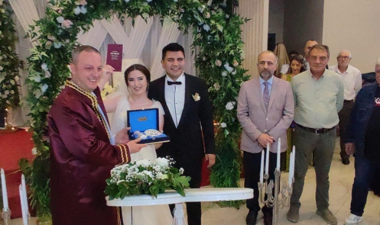 İş insanı Kurnaz oğlunu evlendirdi