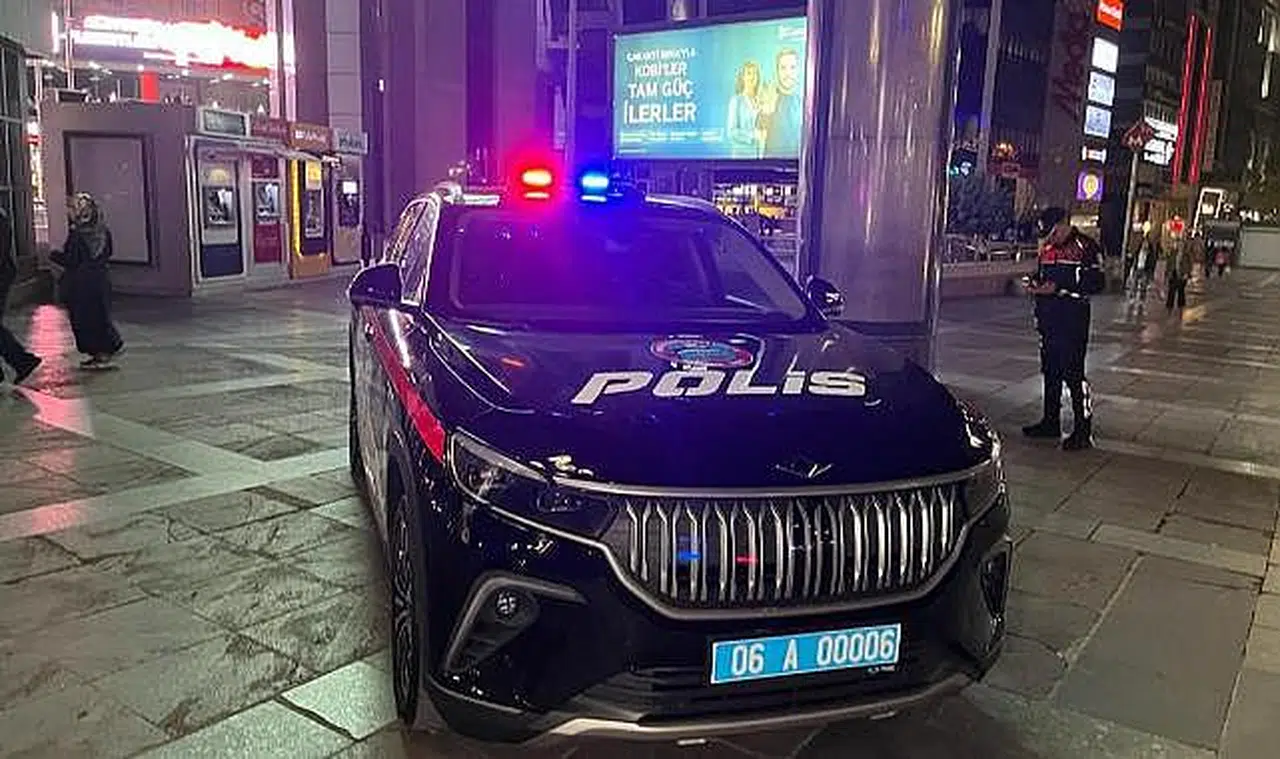 Polis aracı Togg görevde