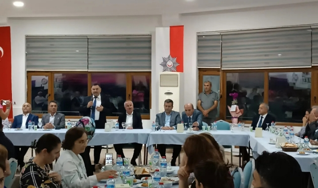 Veda yemeğinde konuştu, "Hiçbir zaman devletin malı deniz..."