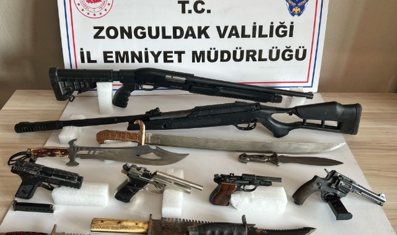 18 şüpheli gözaltında! Adeta cephanelik çıktı..