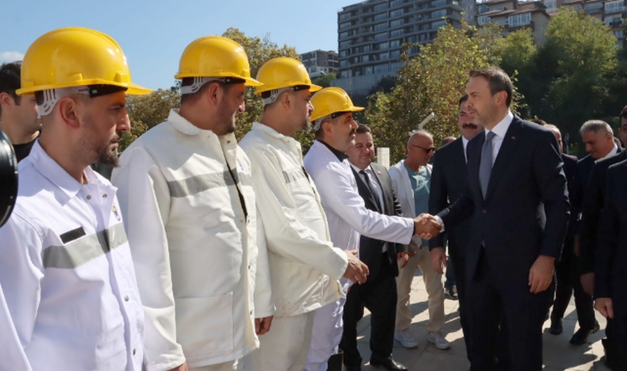 Bakan Bayraktar ve Bakan Işıkhan'ı karşıladılar