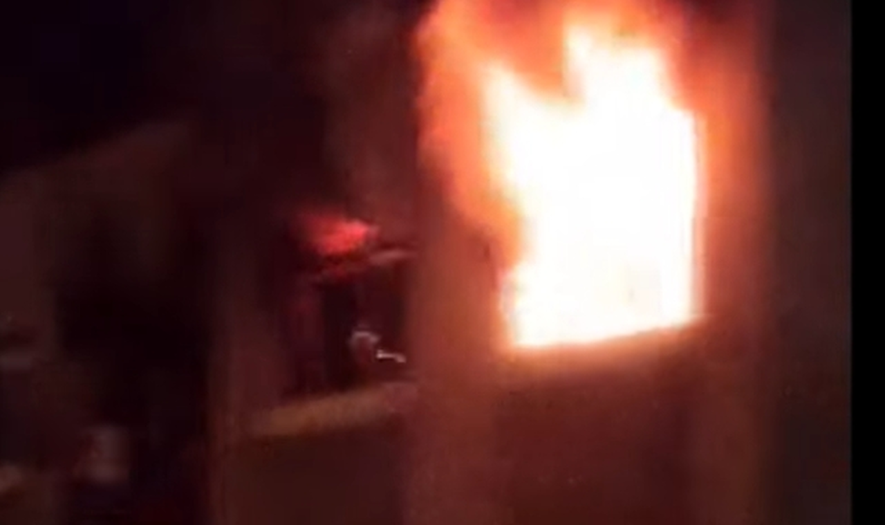 Evi Ateşe Verdi, Annesini Arayarak: ‘Gidin Söndürün’ Dedi