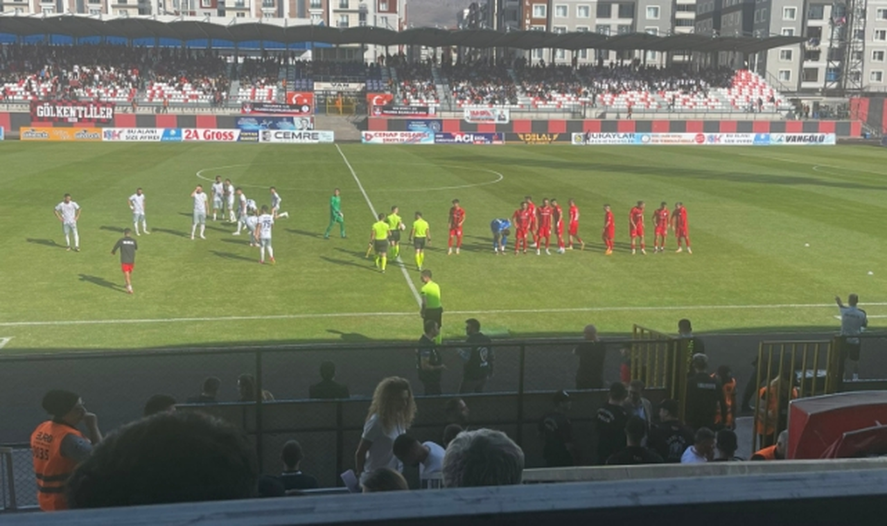 Vanspor Başkanına tepkiler büyüyor!