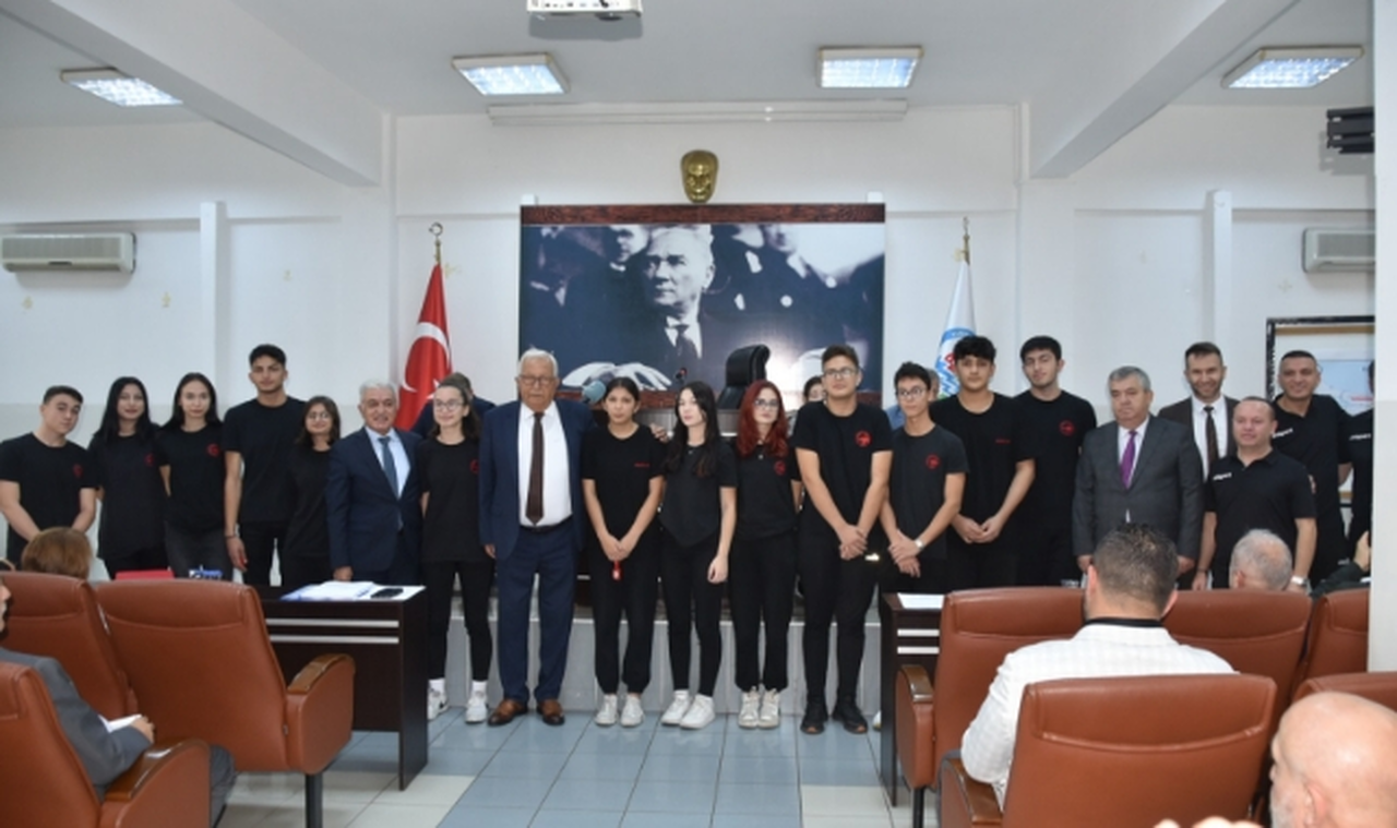 Kdz. Ereğli Lisesi’nin başarılı sporcuları ödüllendirildi