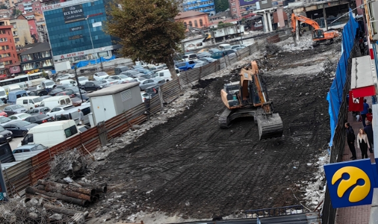 Köprünün ayağı yıkıldı! Acılık ve Soğuksu bağlanacak