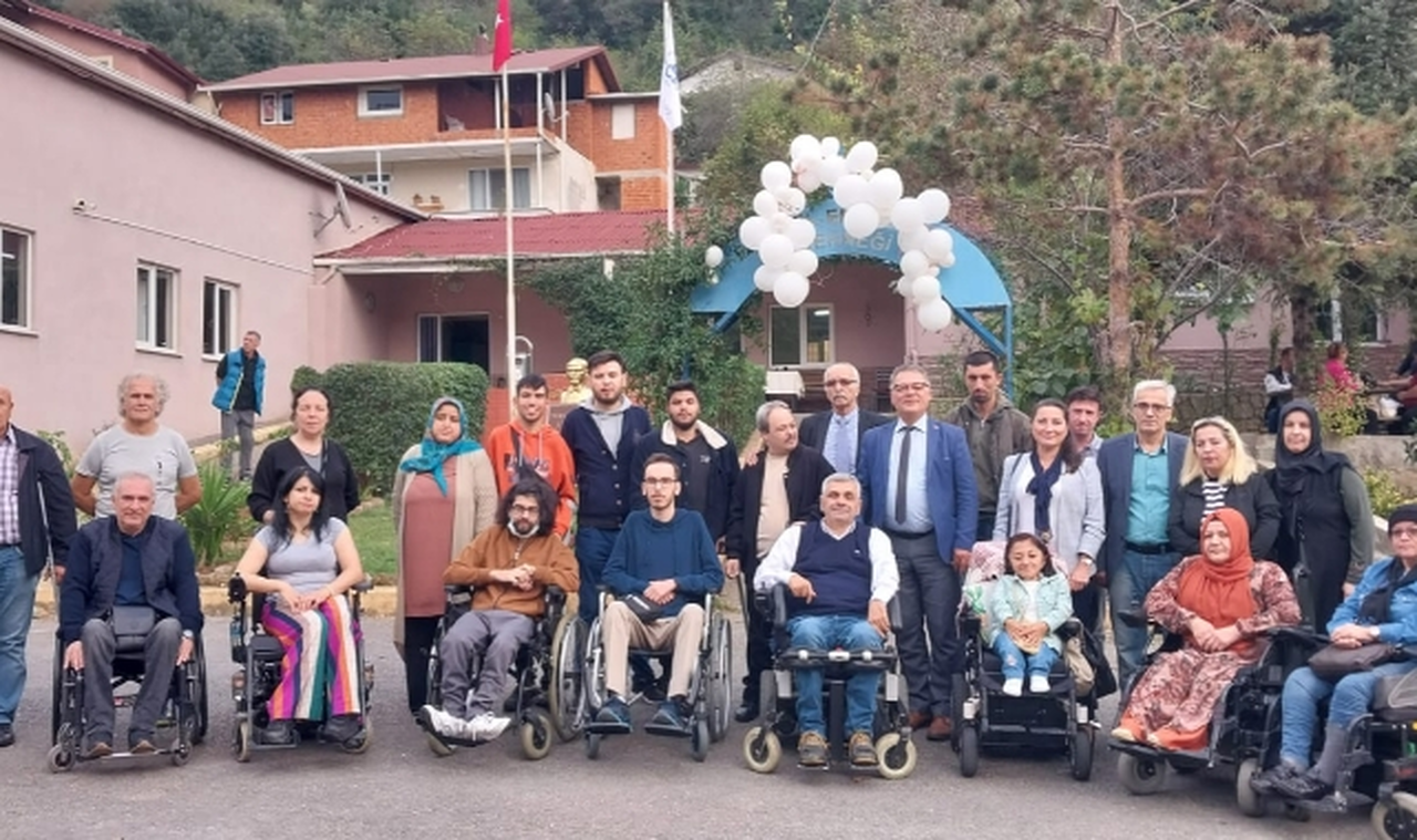 Muhittin Dikmen seçim ziyaretlerini sürdürüyor