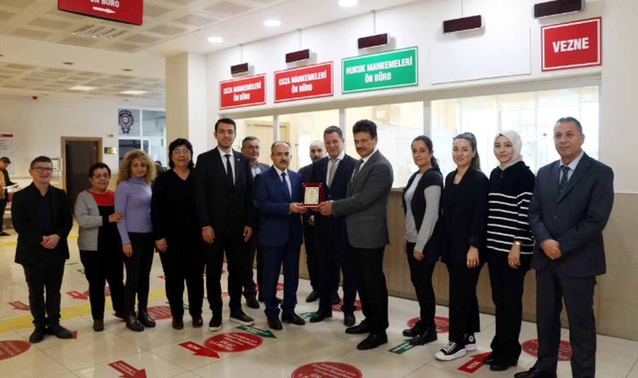 Zonguldak Adliyesi'nde Örnek Dayanışma: Geniş Katılımlı Kan Bağışı Kampanyası