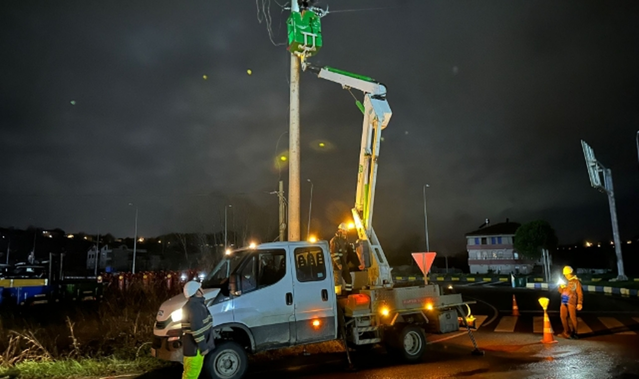 Başkent EDAŞ Fırtınada Kesintisiz Elektrik İçin Sahada