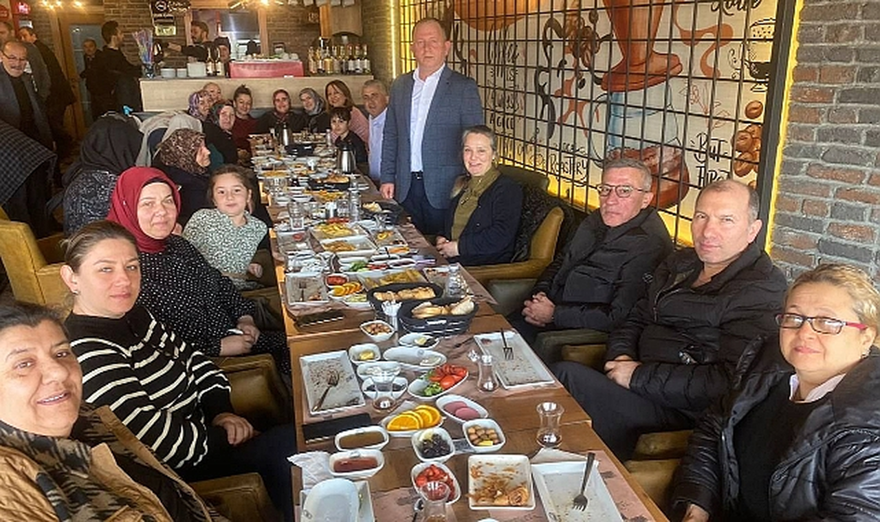 Muhtar Arslantürk, mahalleliden oy ve destek istedi