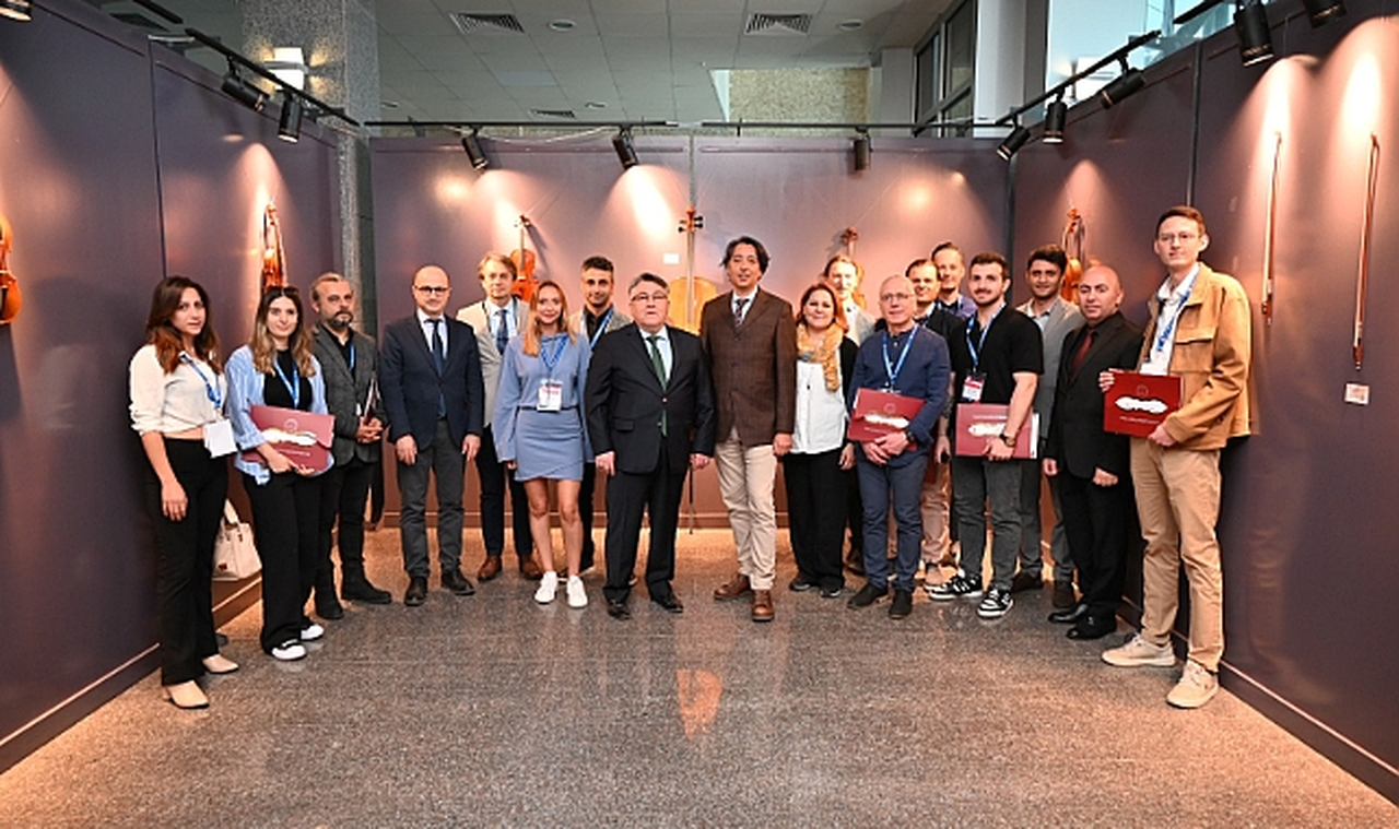 I. Uluslararası Çalgı Yapım Çalıştayı & Sergisi Gerçekleştirildi