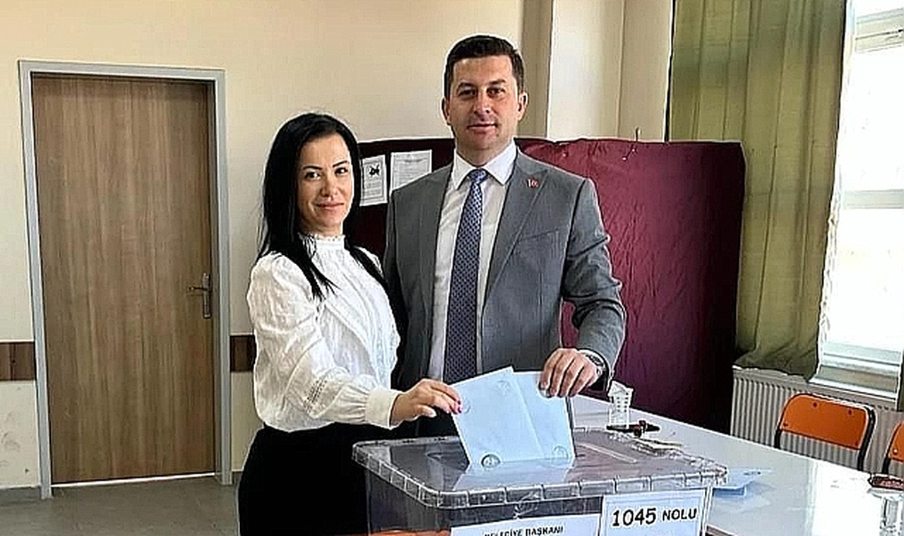 Kilimli'de Kamil Altun yeniden başkan!