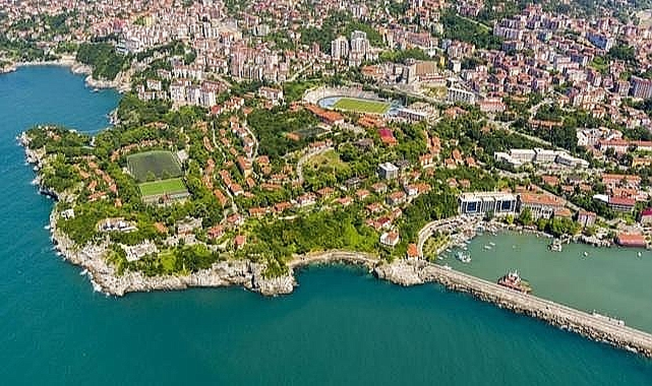 Kapuz plajı ve fener ihalesi yapıldı!