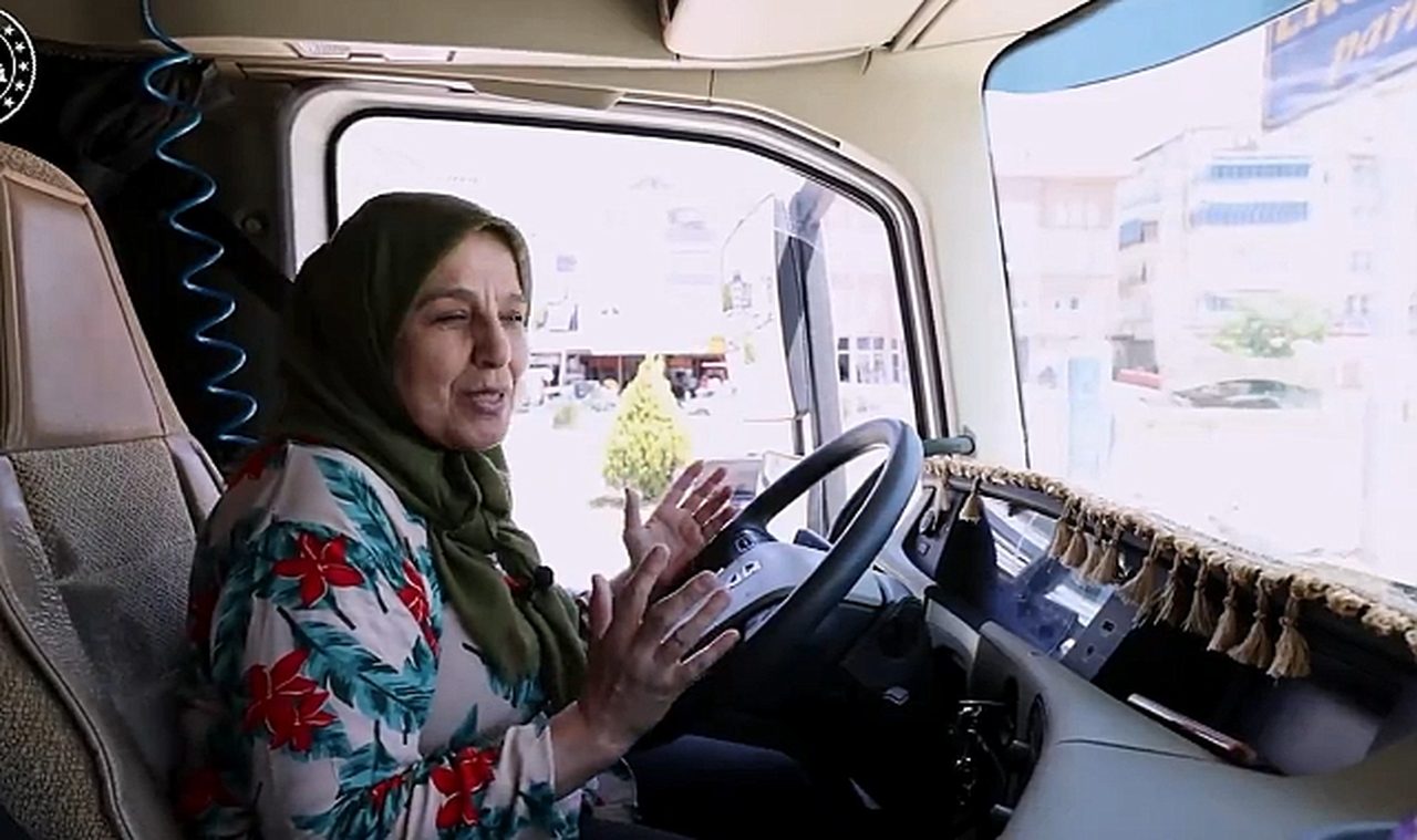 Bartın'da Tır Şoförü Olarak Çalışan Necla Akyol'un Başarı Hikayesi