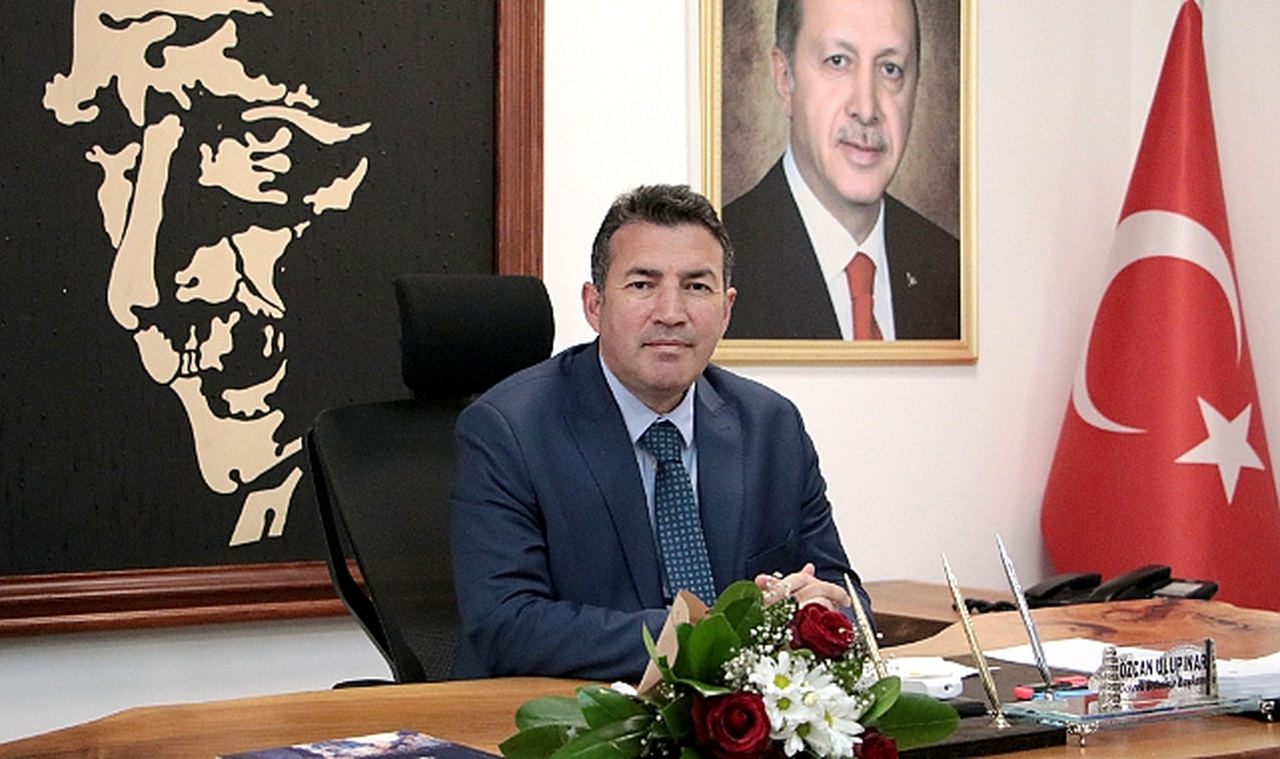Devrek Belediye Başkanı Özcan Ulupınar, "Kurban Bayramınız Mübarek olsun"