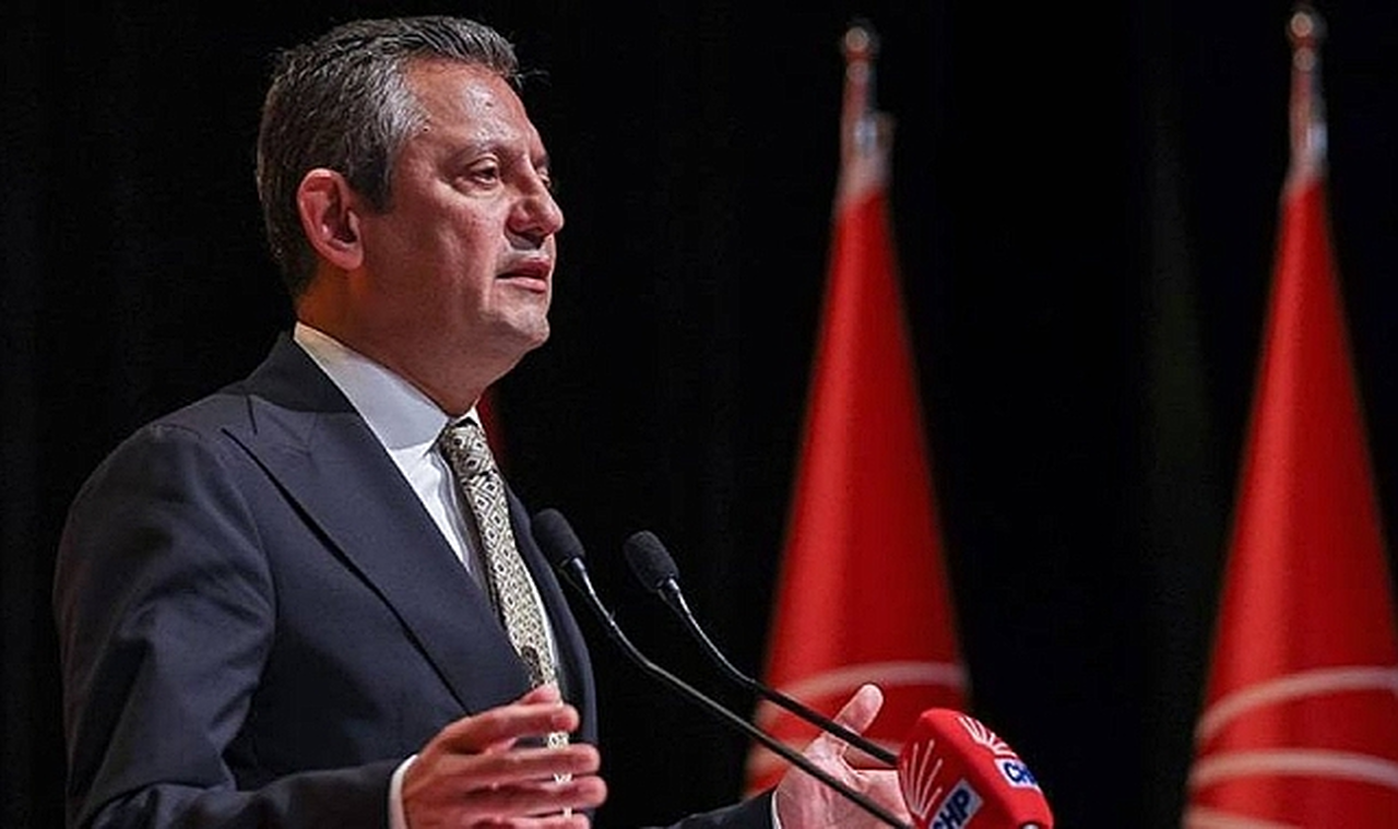 CHP'den çarpıcı anket: AK Parti seçmeni Özgür Özel'in söylemlerini destekliyor!