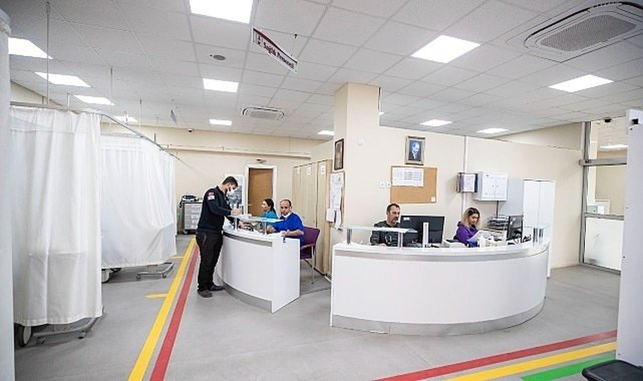 Eşrefpaşa Hastanesi'nin "kalitesine" yüksek puan