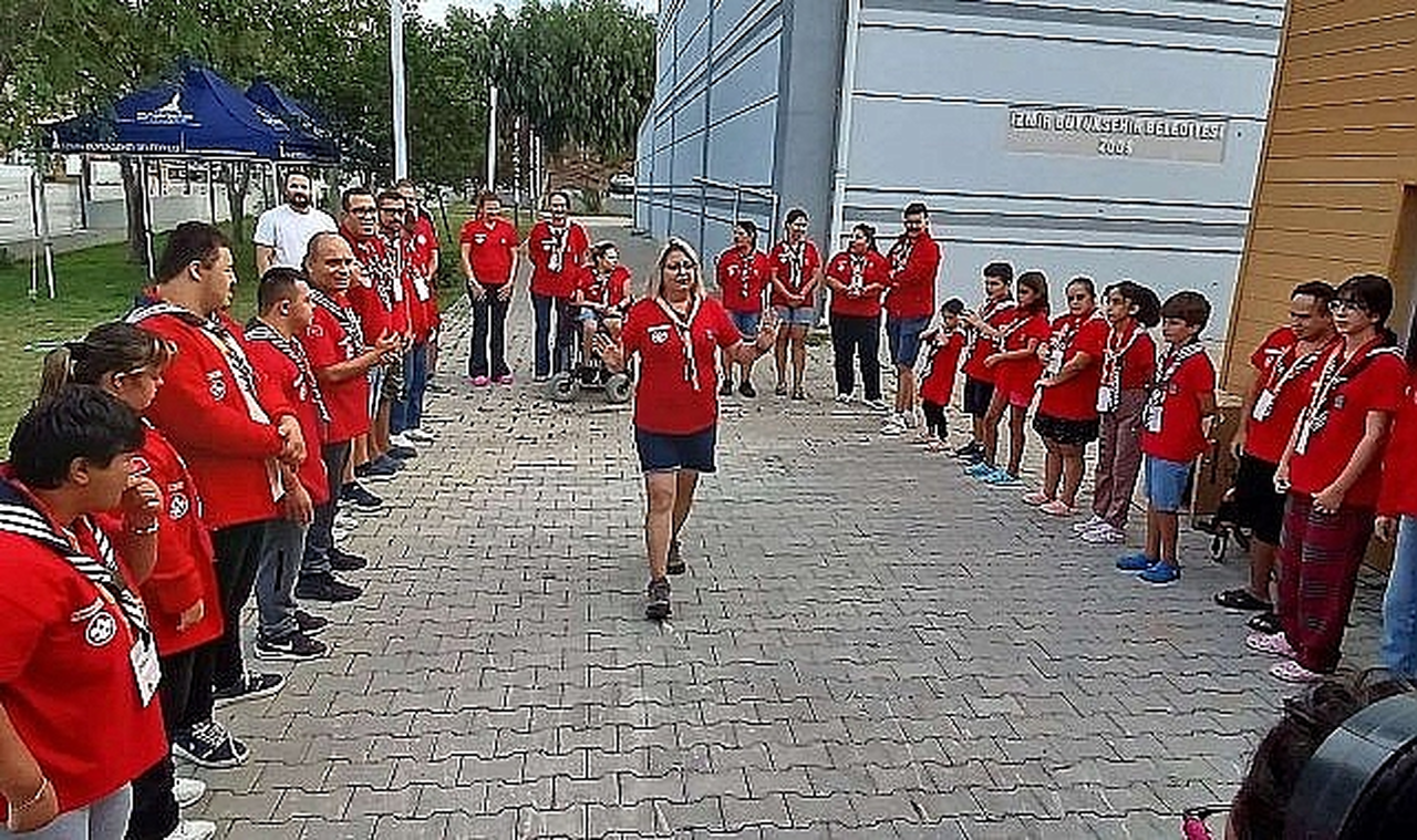 İzcilerin kamp mesaisi