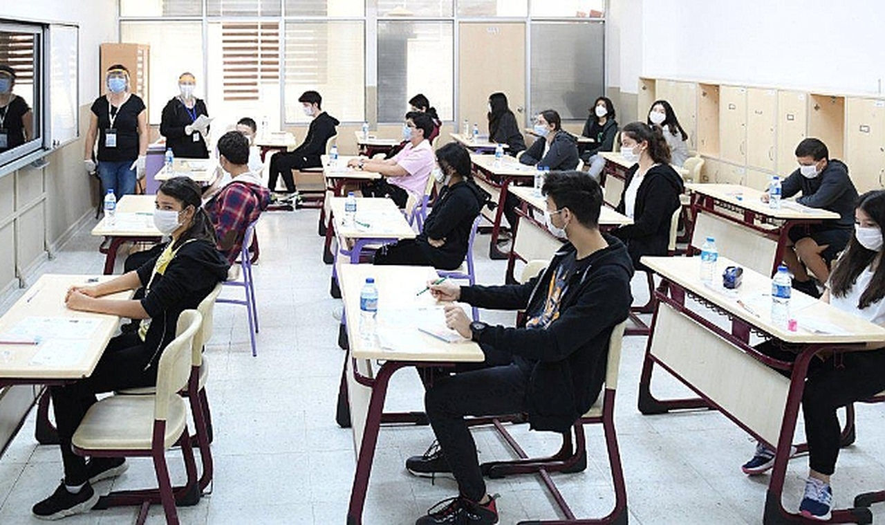 Açık Öğretim Okulları 2024-2025 Eğitim Yılı Yeni Kayıt ve Kayıt Yenileme Duyurusu