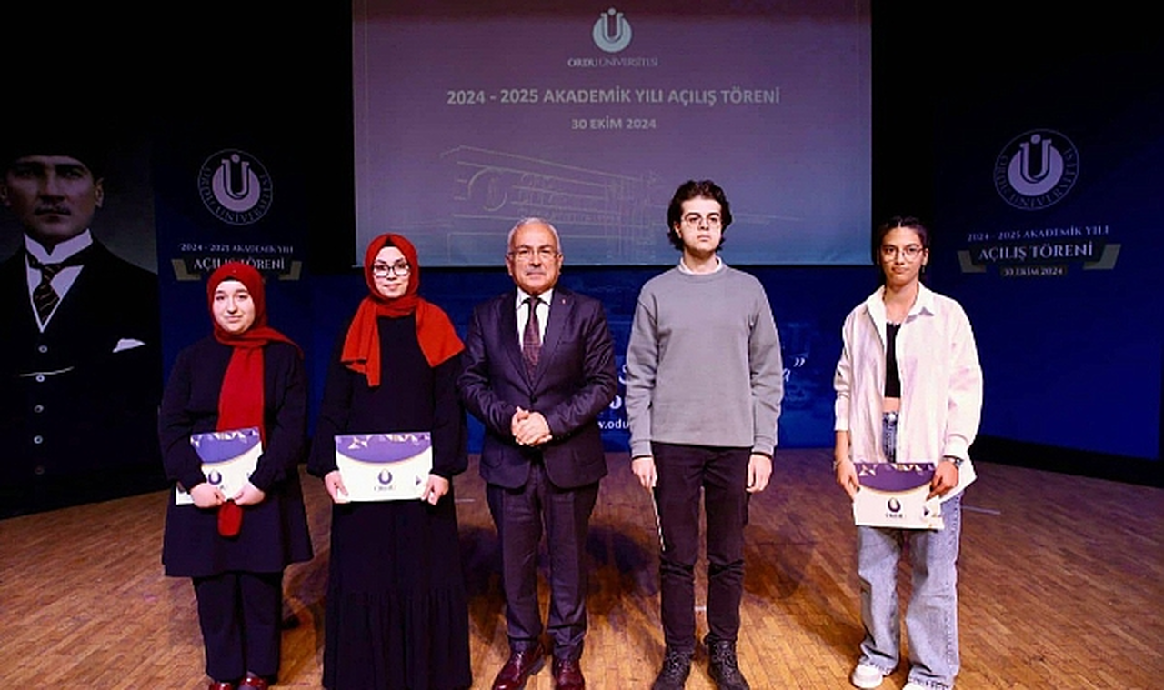 Başkan Güler, Ondokuz Mayıs Üniversitesi'nin Akademik Yıl Açılışında Bulundu