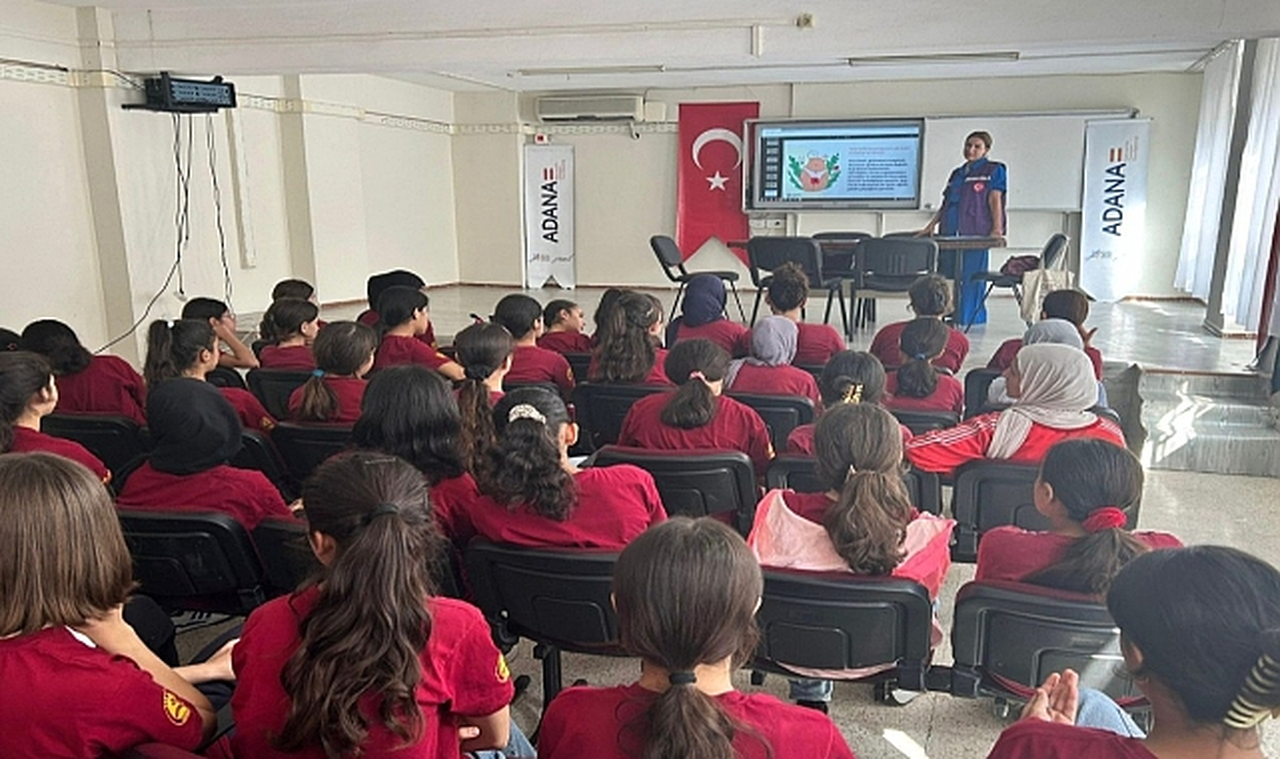 Büyükşehir’den 140 Kız Çocuğuna Farkındalık Eğitimi Verildi