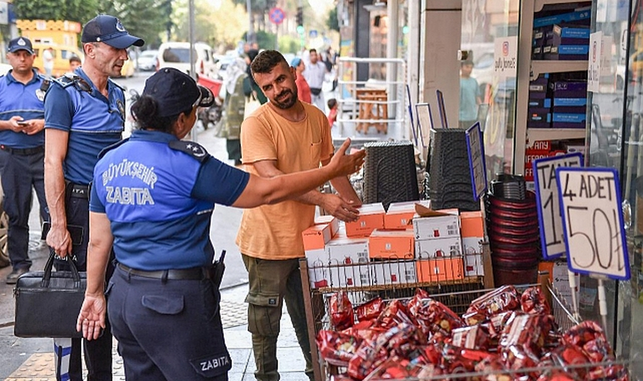 Büyükşehir Zabıta Ekipleri Şehir Genelinde Denetim Yapıyor