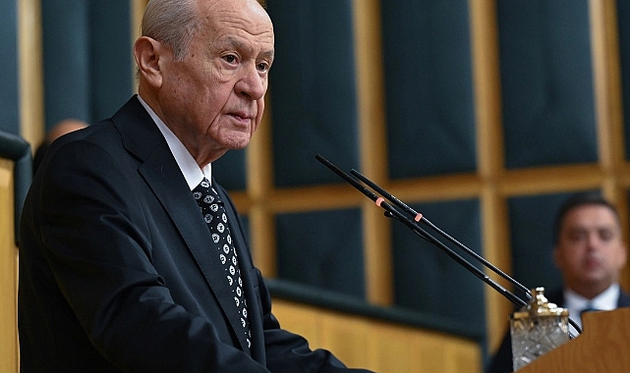 MHP Genel Başkanı Devlet Bahçeli: Kapımızın önünde baykuş öttürmeyiz!