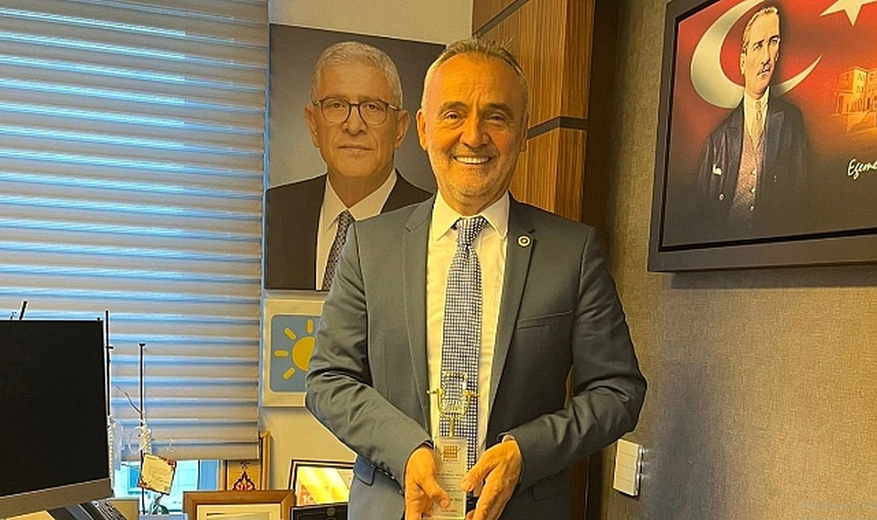 Prof. Dr. Mehmet Akalın, İYİ Parti’nin Ağustos Ayında En Başarılı Milletvekili Seçildi